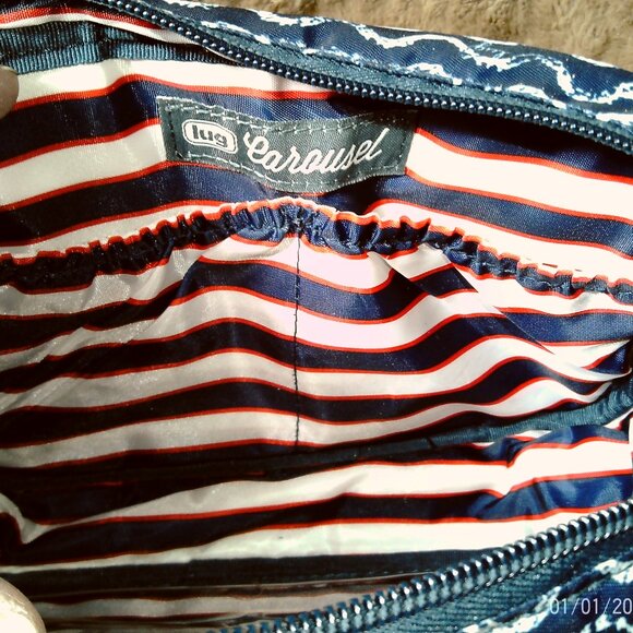 New (without tags) Lug Carousel Crossbody Convertible Handbag in Waves Navy - Picture 6 of 7